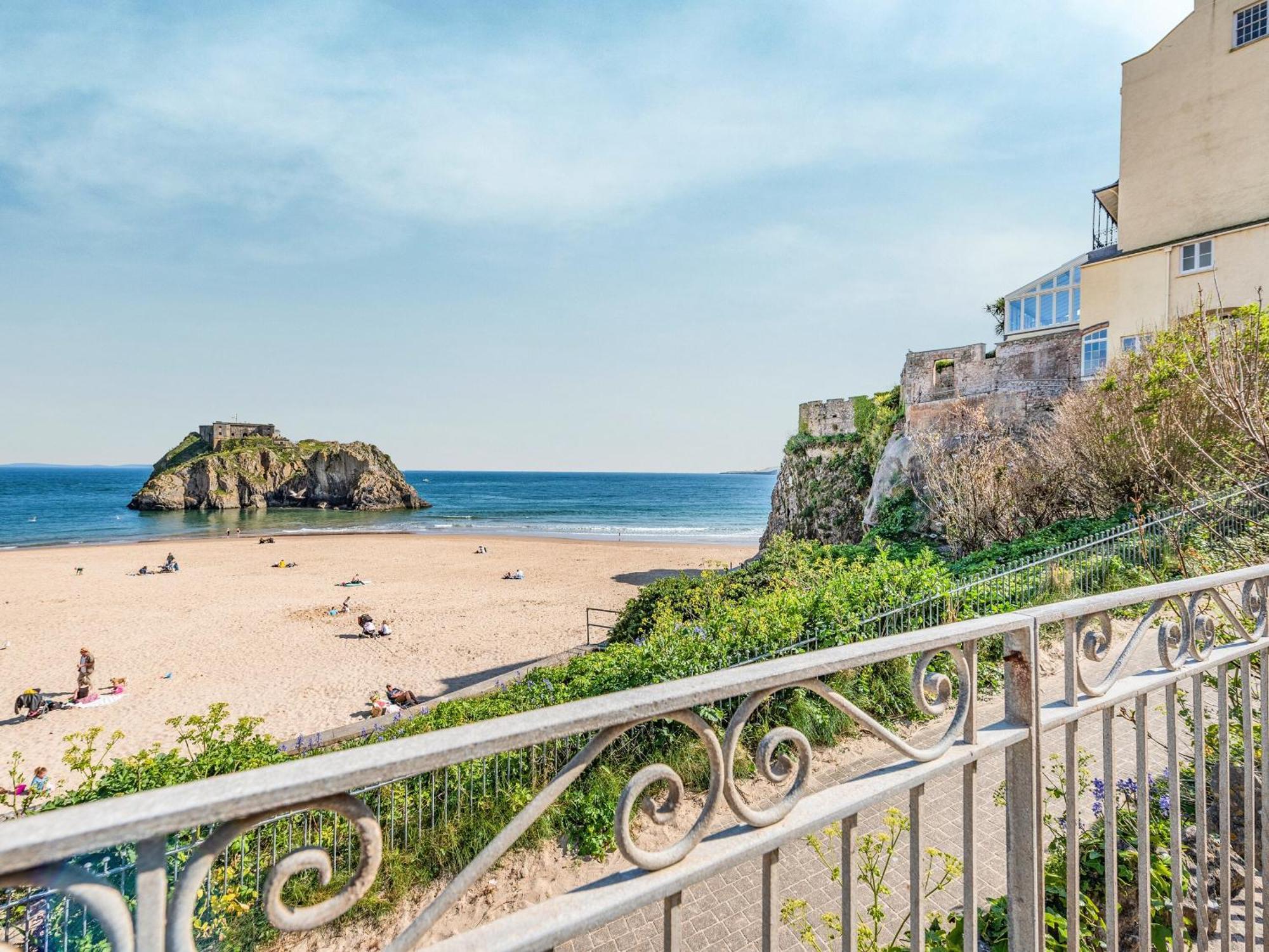 Вілла Ocean Waves Тенбі Екстер'єр фото